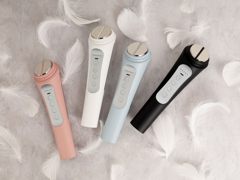 独自開発テクノロジーの「S.IW波」を搭載し 高機能美顔器「MAGIC LIFT