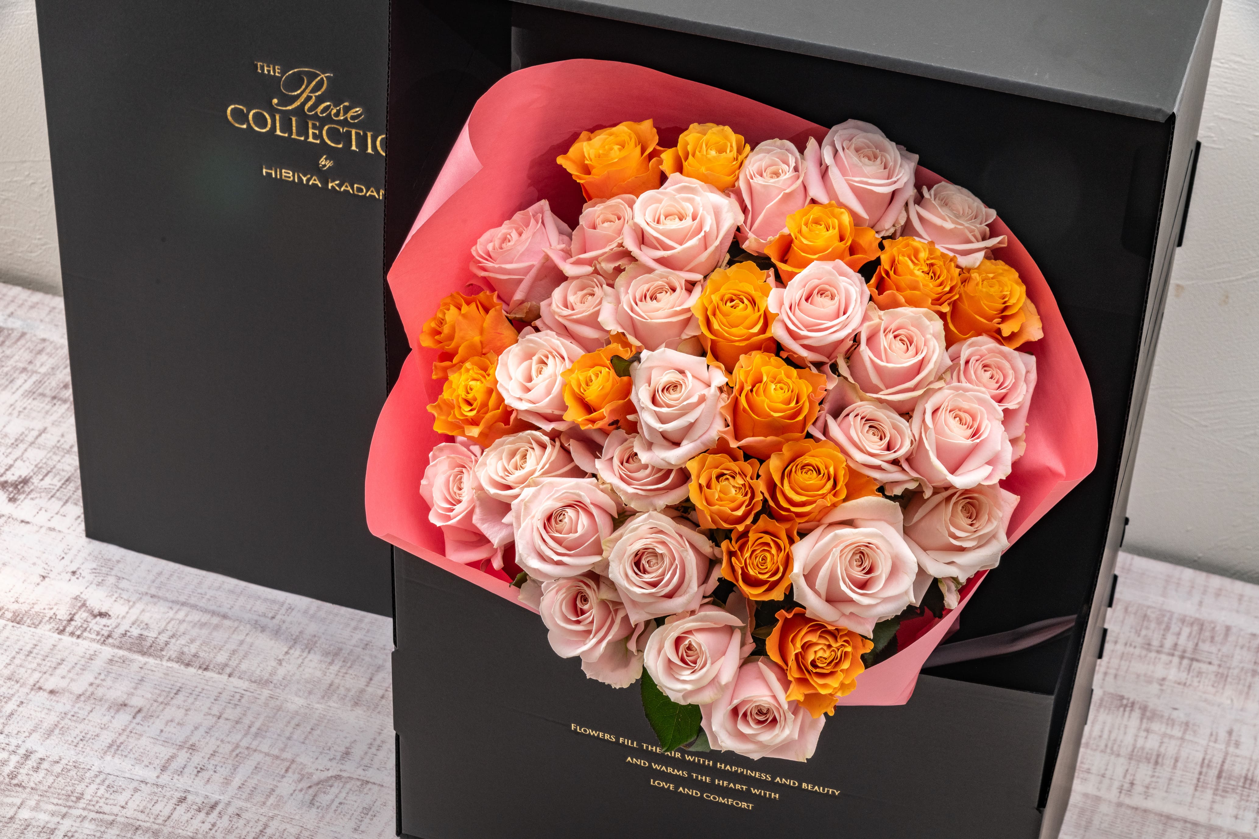 母の日に感動を！ 滋賀県「國枝バラ園」の大輪バラ39本を束ねた