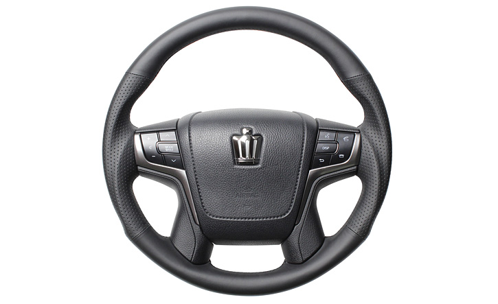 クラウン210系用プレミアムナッパレザーステアリング REAL(レアル