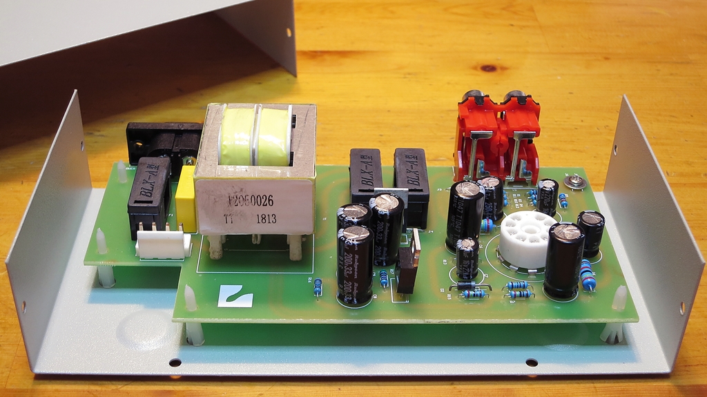 Stereo×LUXMAN 真空管ハーモナイザーキット LXV-OT6のレビューです