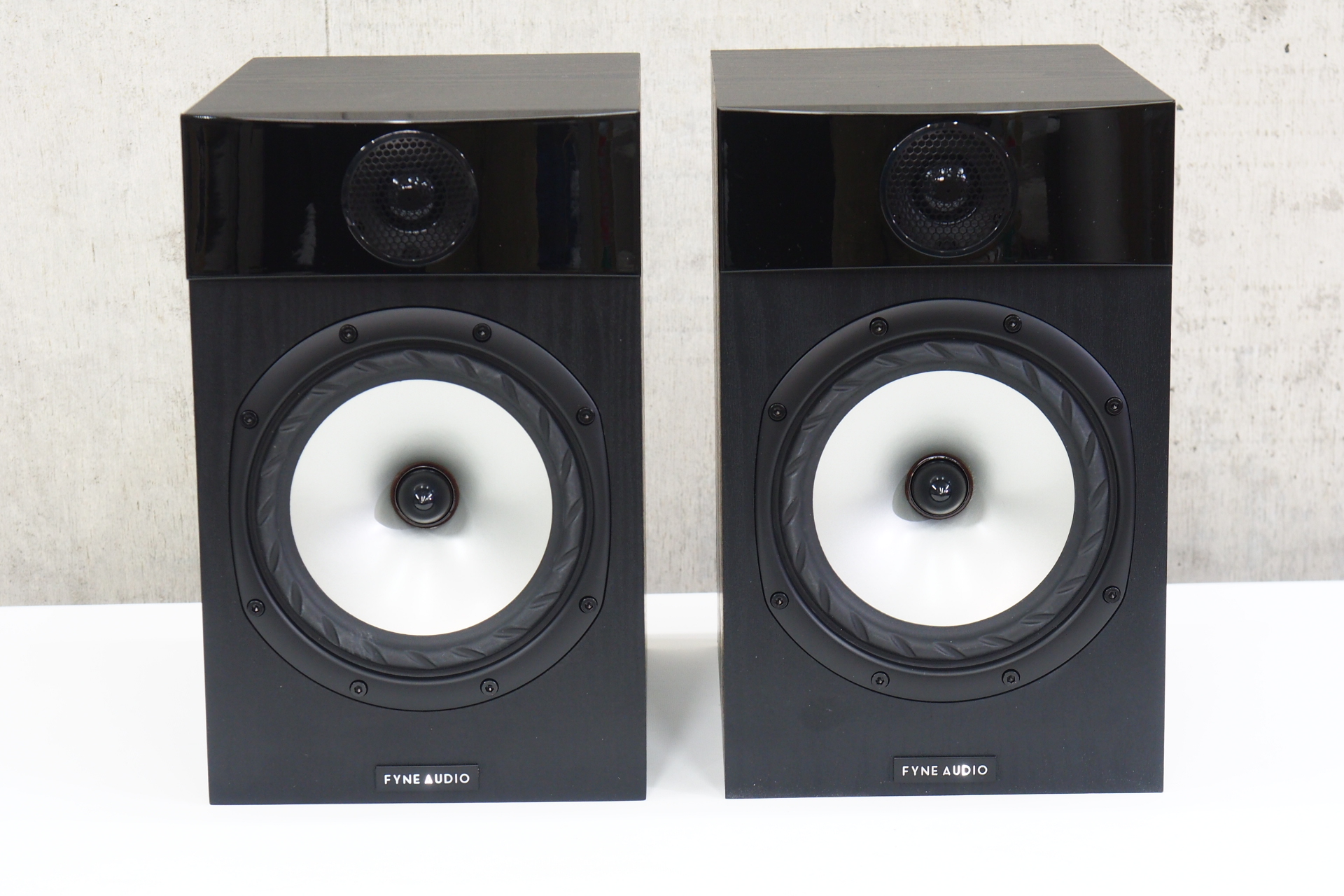 アバックWEB-SHOP / 【中古】Fyne Audio F301(BA)【コード01-11234