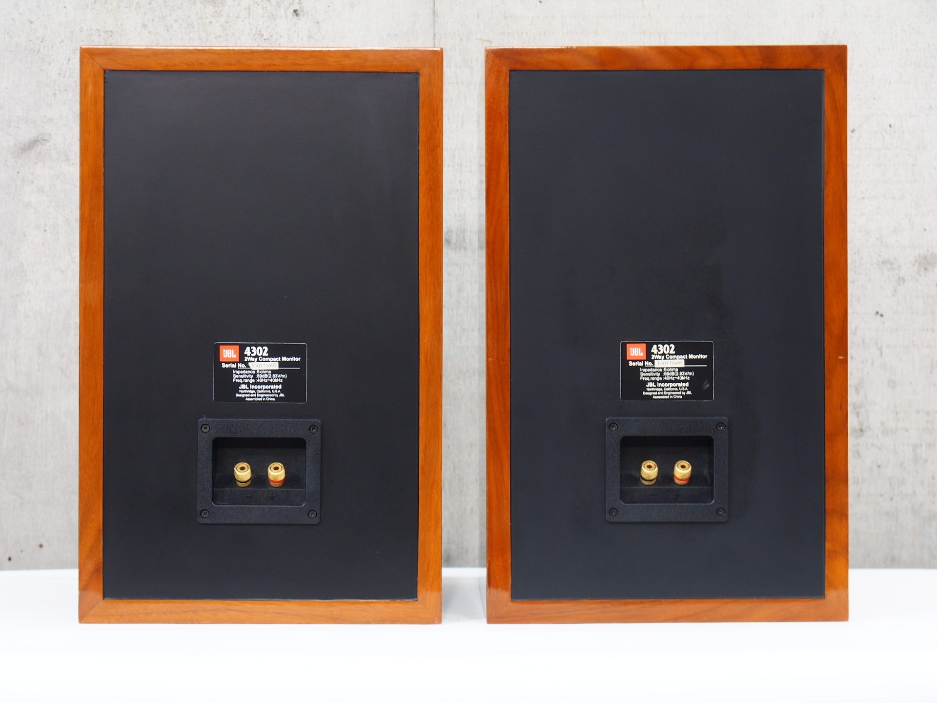 JBL4302 ペア 0908125409_64fa9ae1b0fb5.JPG