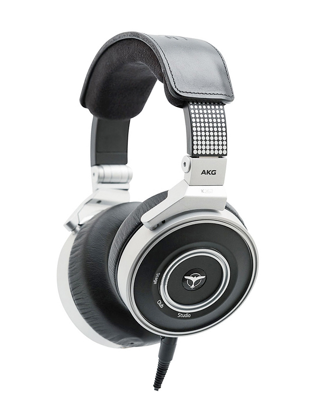 AKG_K267_TIESTO.jpg