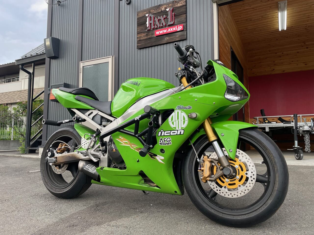 ZX6R (03-04) をスタントカスタムしました| AxxL