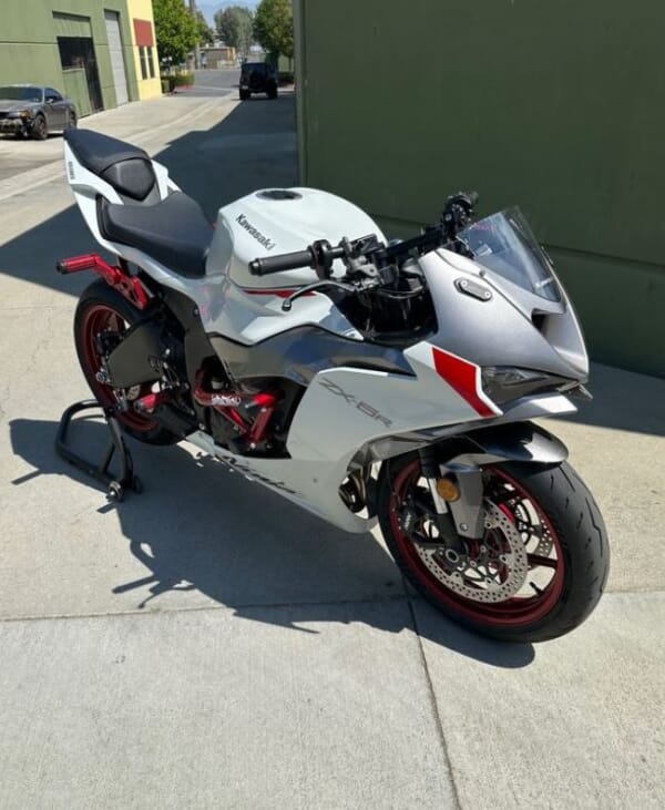 ZX6R (24) デザインが美しい IMPAKTECH製 スタントケージ｜AxxL