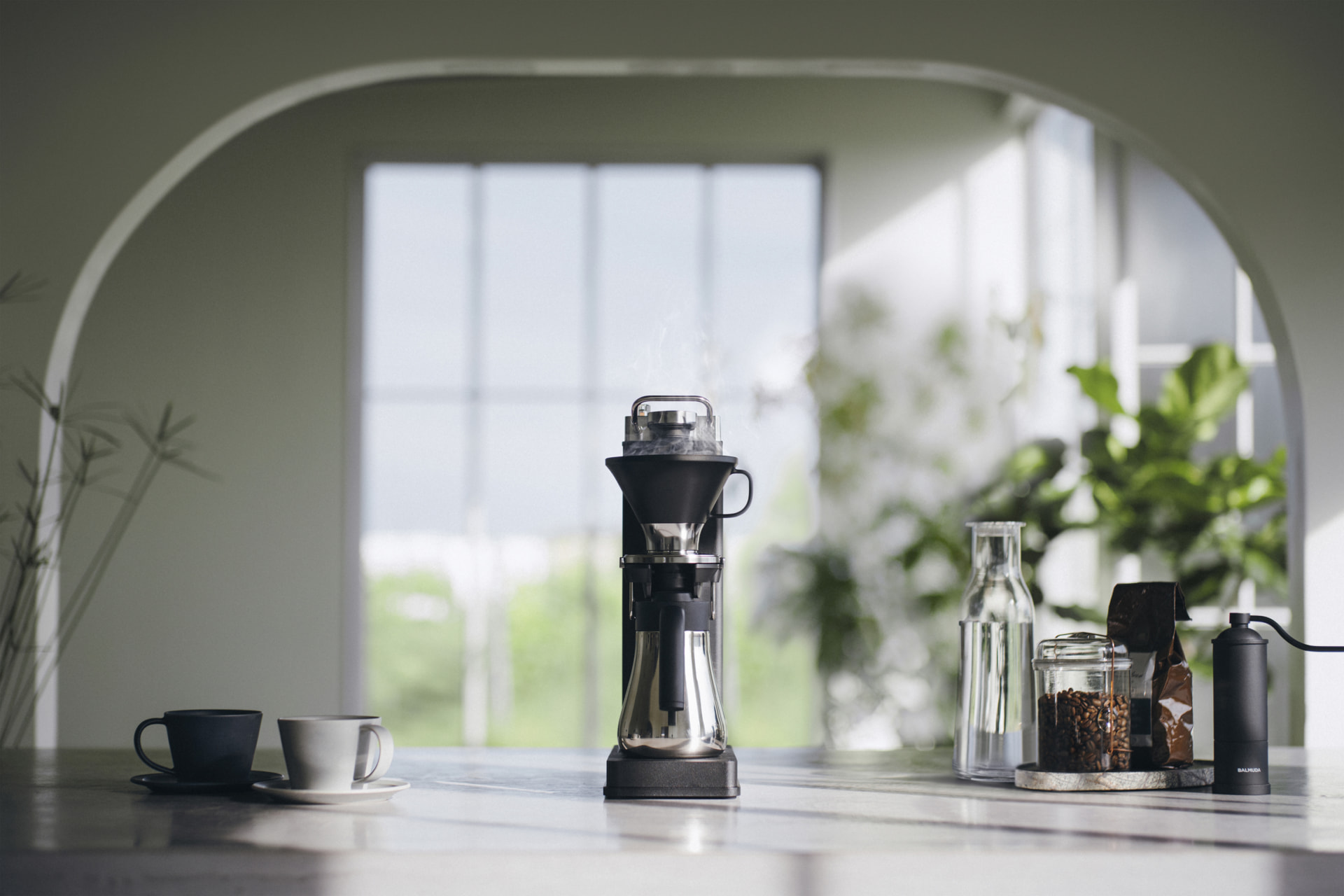 バルミューダのオープンドリップ式 コーヒーメーカー「BALMUDA The