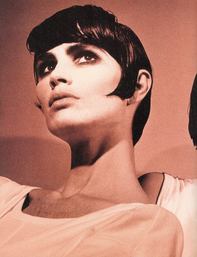 COMME des GARCONS 写真集 1981-1986 / 監修：川久保玲 | 小宮山書店