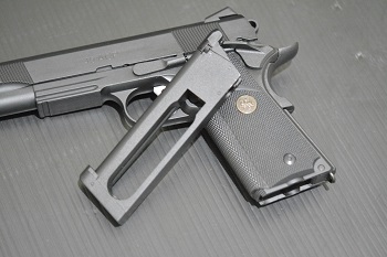 Carbon8 カーボネイト M45CQP CO2 GBB ガスブローバックガスガン