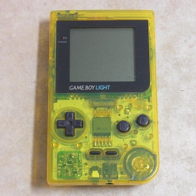 ゲームボーイライト 『トイザらス限定モデル（クリアイエロー）』 | BEEP