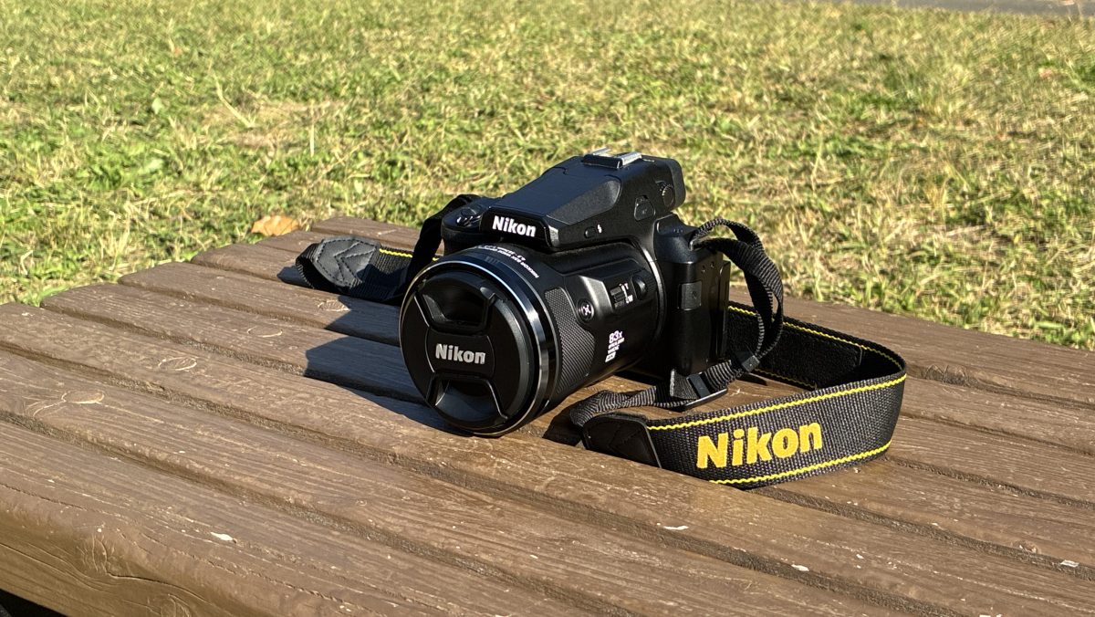 鳥モード」付きで野鳥の撮影に最適！コンパクトデジタルカメラ