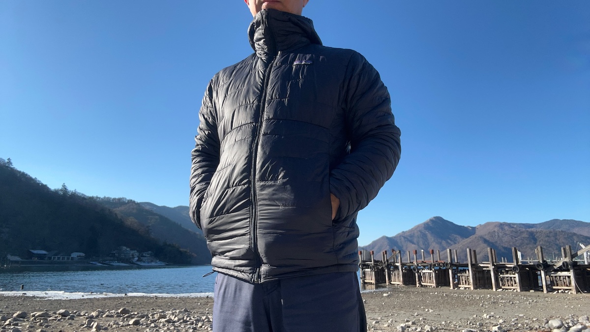 アウトドアライターがパタゴニア「マイクロ・パフ・フーディ」を