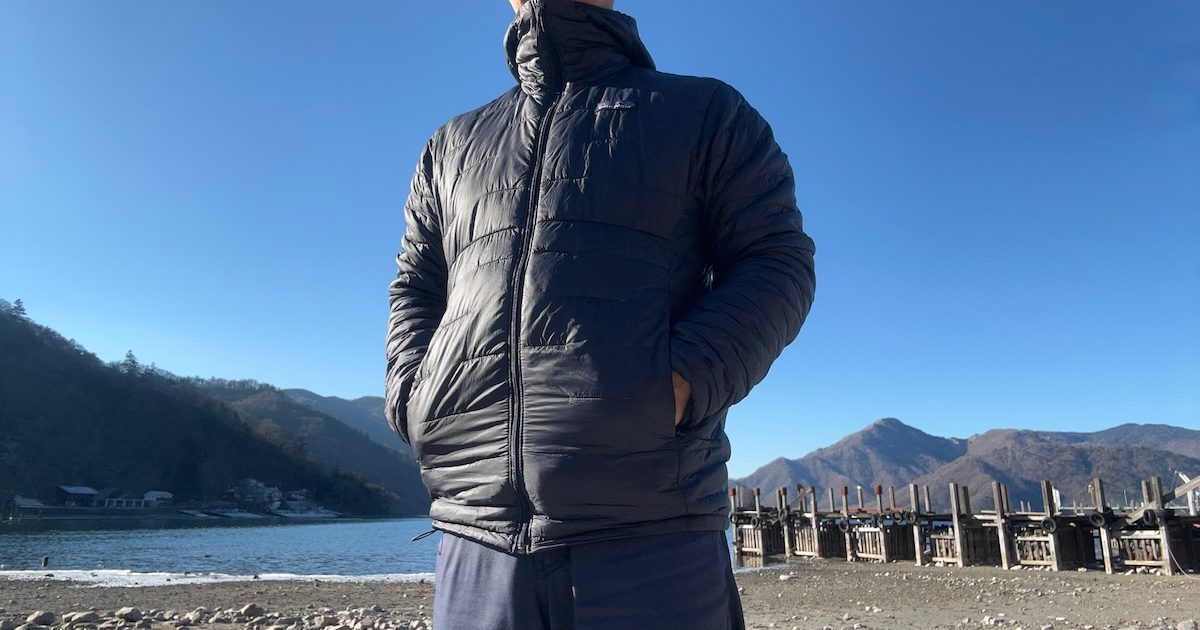 アウトドアライターがパタゴニア「マイクロ・パフ・フーディ」を