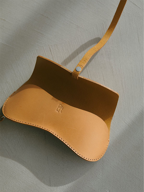 ETRE TOKYO タンドレザーサングラスケース ELENDEEKetc セレクト