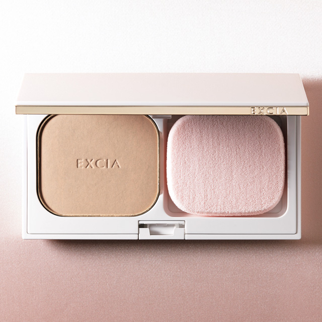 エクシア AL］パウダー ファンデーション ホワイトエクストリーム 発売