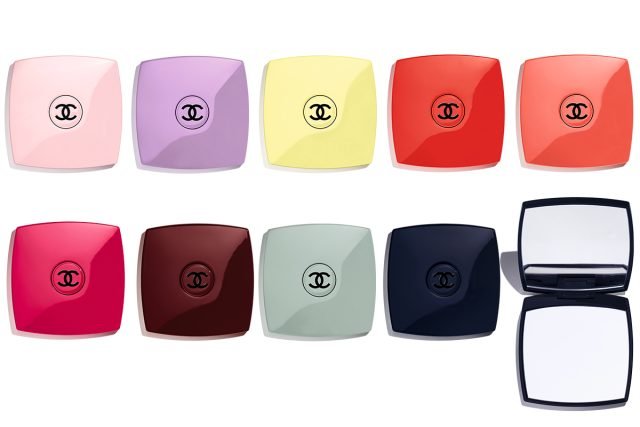 シャネルのおしゃれミラー＆実力派メイクブラシがカラフルな限定