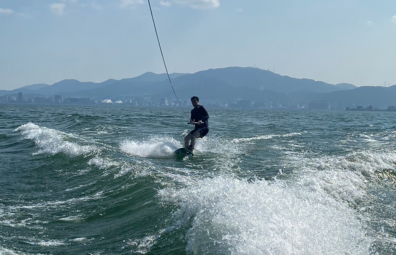 SONO- 十人十色ならぬ、六木六色。個性を活かした一風変わった収納家具