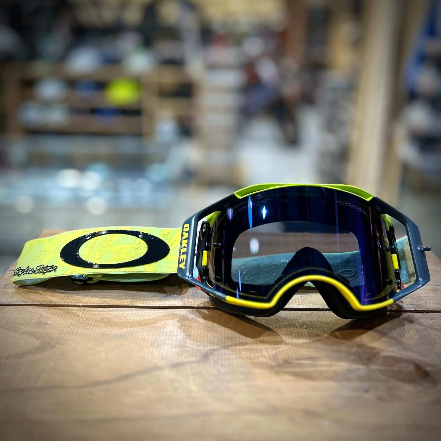 OAKLEY（オークリー） | GOOD OPEN AIRS myX