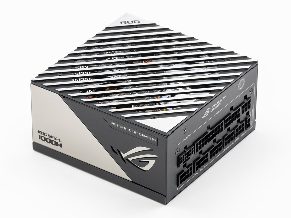 手のひらサイズの妥協なきゲーミングPLATINUM電源、ASUS「ROG LOKI SFX