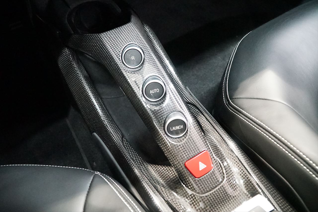 Ferrari（フェラーリ） 488GTB 純正ツートンボディ