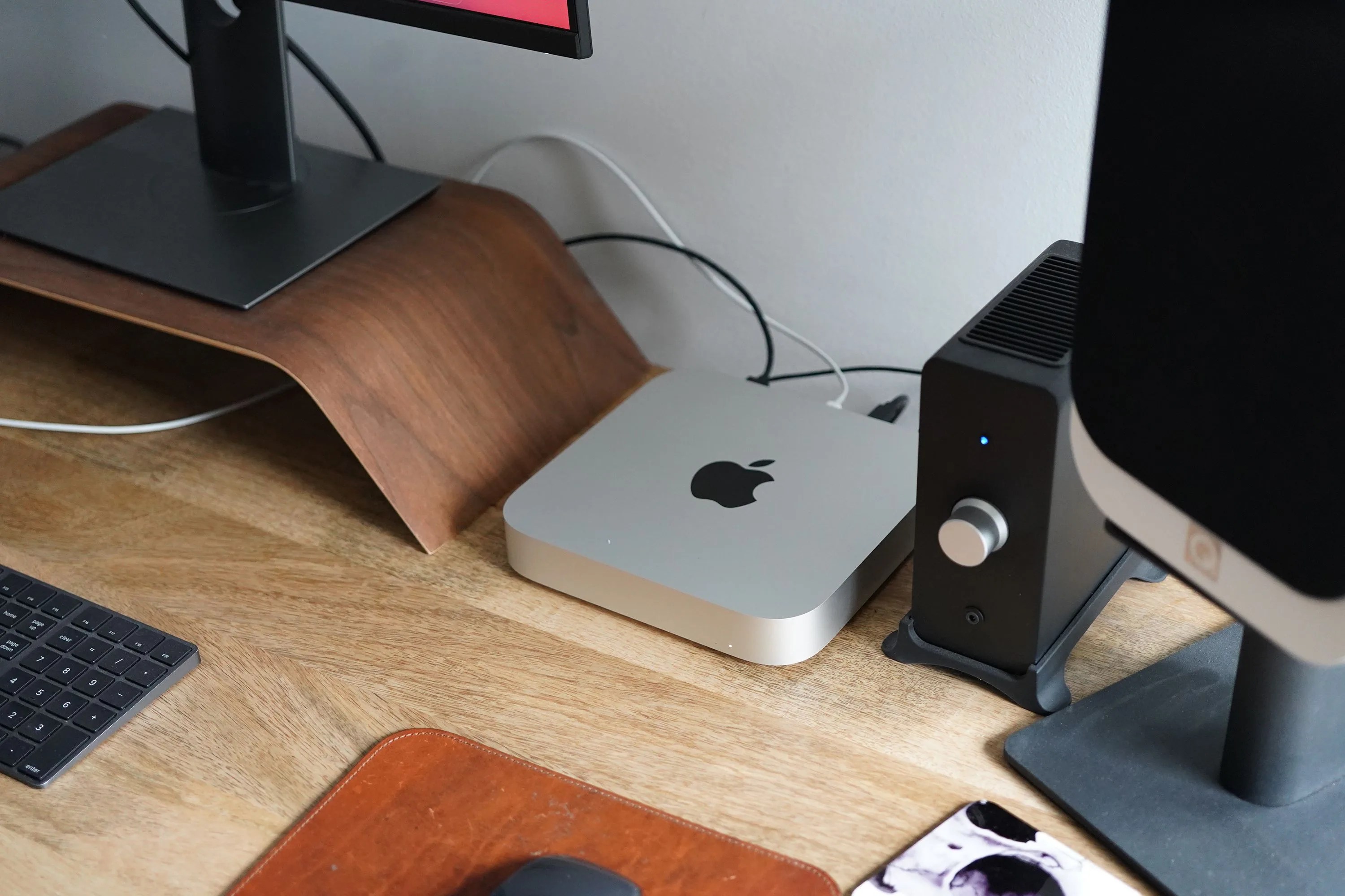 Apple Mac Mini Review: The M2 Chip Makes This the Perfect Entry