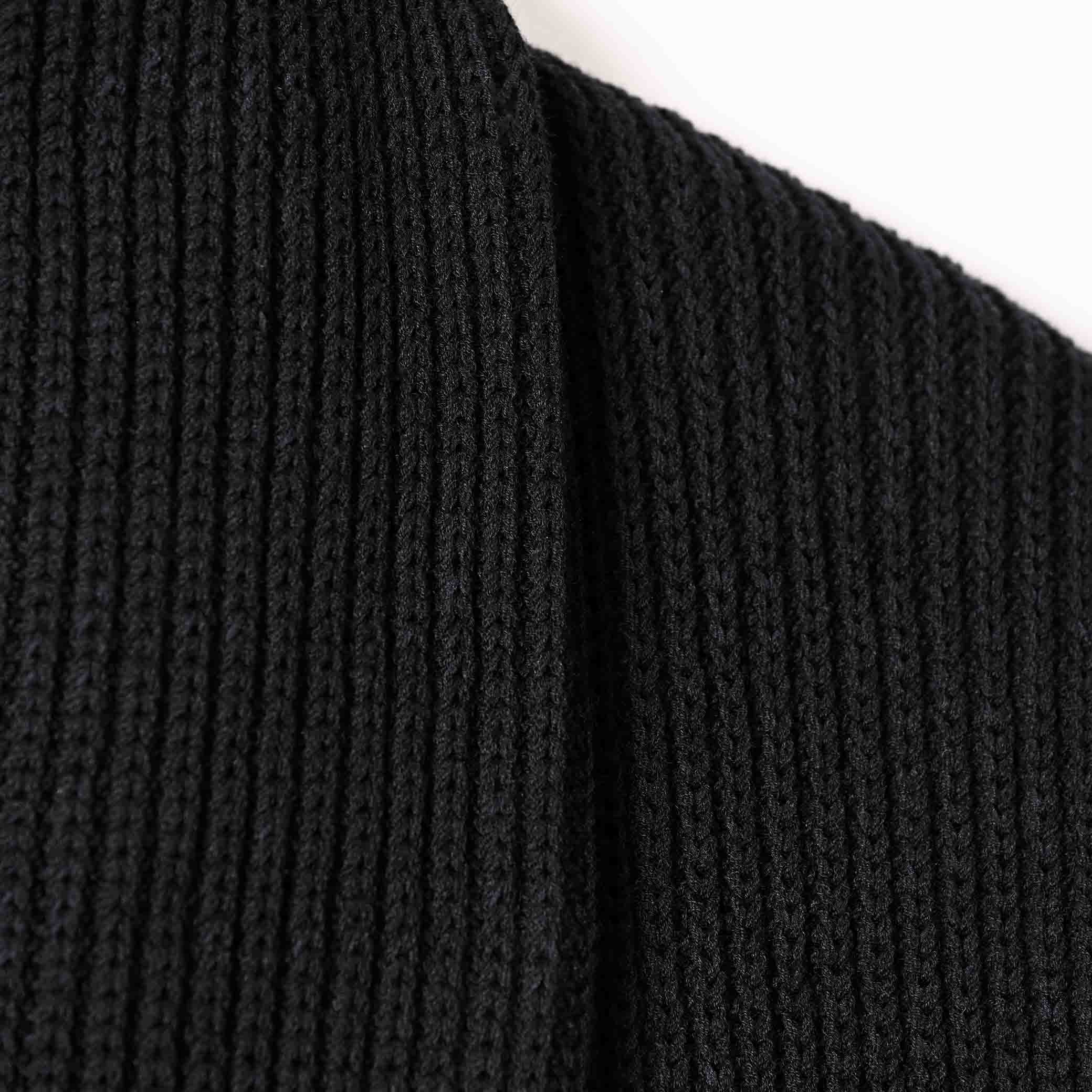 俺たち”の都会派モダンニット「THE WOOSTER 2B CARDIGAN」 – GENTLEMAN