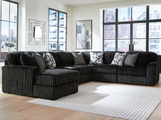 Midnight-Madness 4-Piece Sectional with Chaise – Galleria