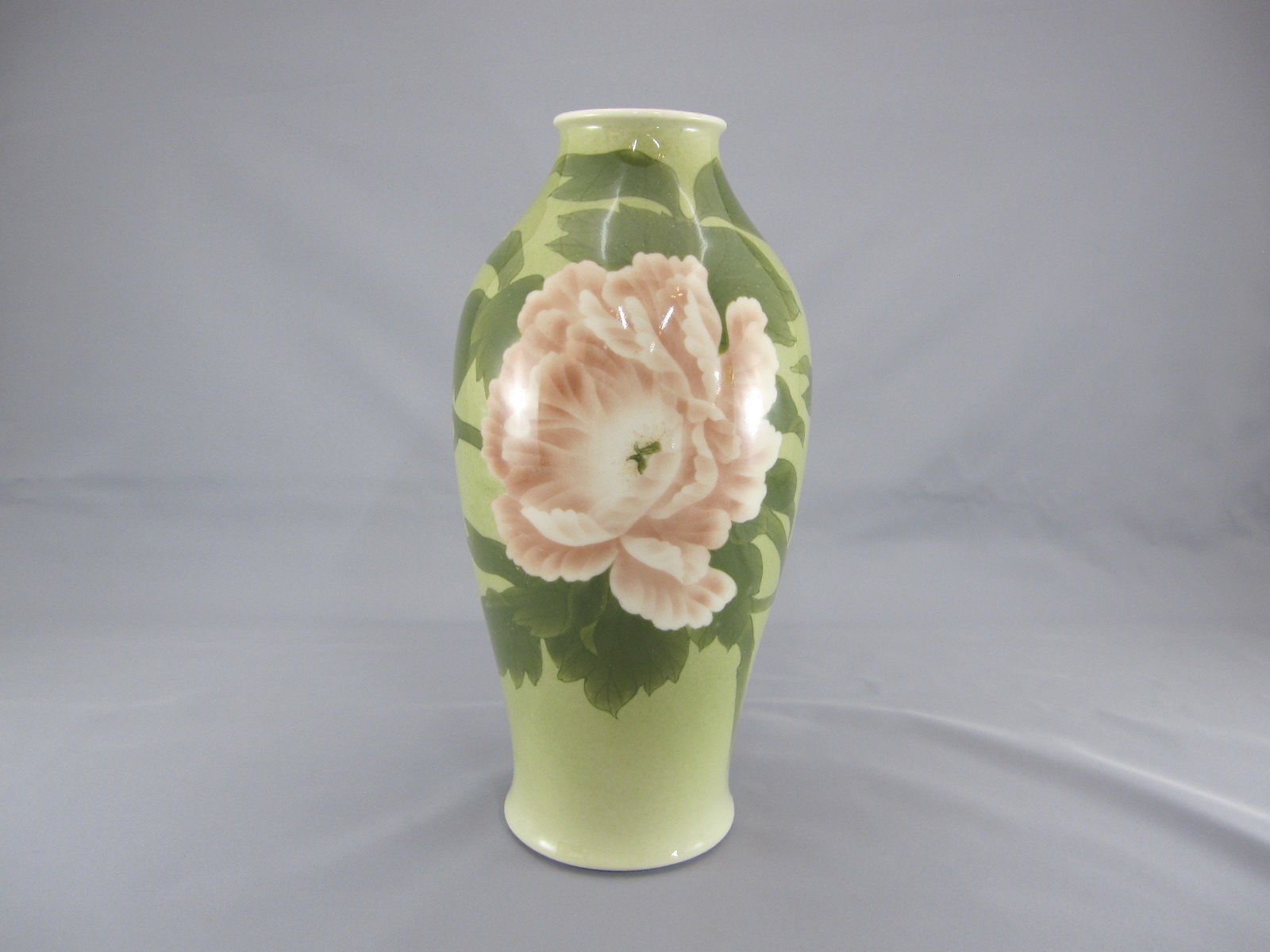 初代 真葛香山 釉下彩牡丹図花瓶 | 明治工芸・明治金工の販売専門店