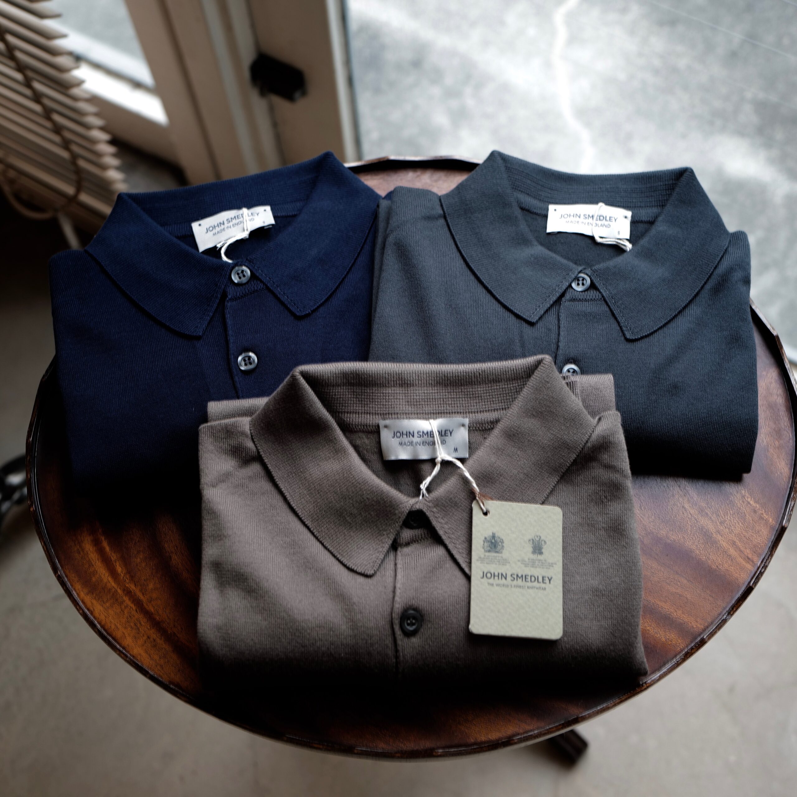 JOHN SMEDLEY/ジョンスメドレー】から現代的にアップデートされた