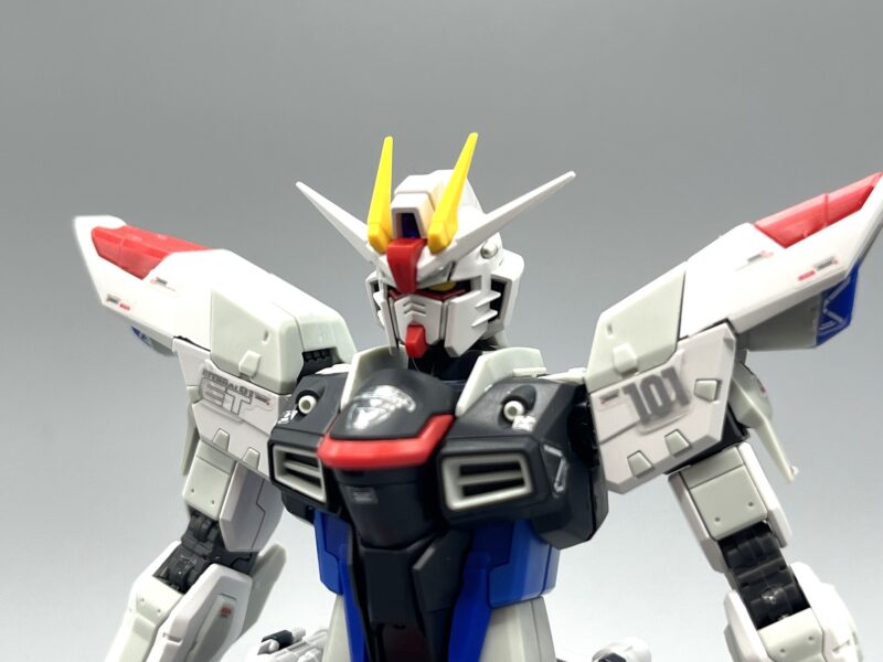 新商品紹介】『RG 1/144 ガンダムベース限定 ZGMF-X10A フリーダム