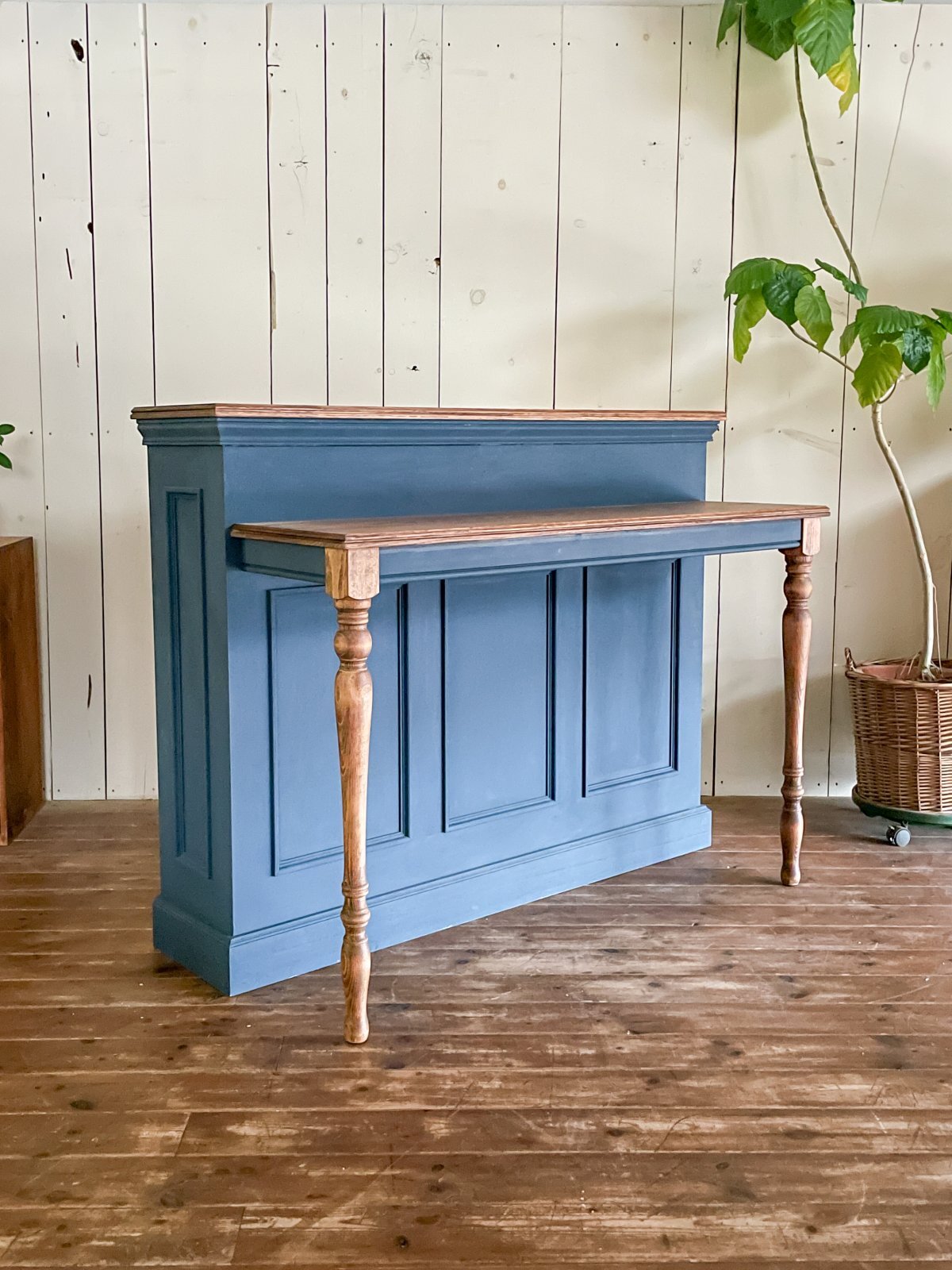 ホワイトオーク材カウンターテーブルW1300キッチン向けバーカウンター