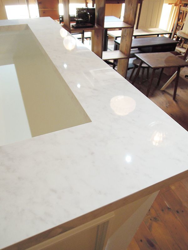 美容室やネイルサロン向けロココ調のかわいい大理石天板レジカウンター