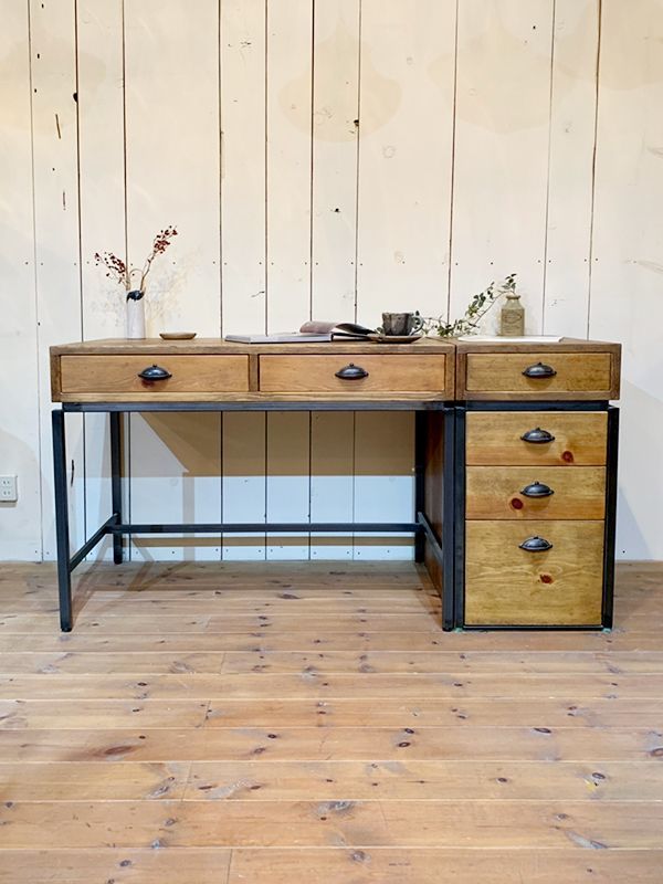 インダストリアルアイアンデスク・パイン古材風@大阪東京名古屋