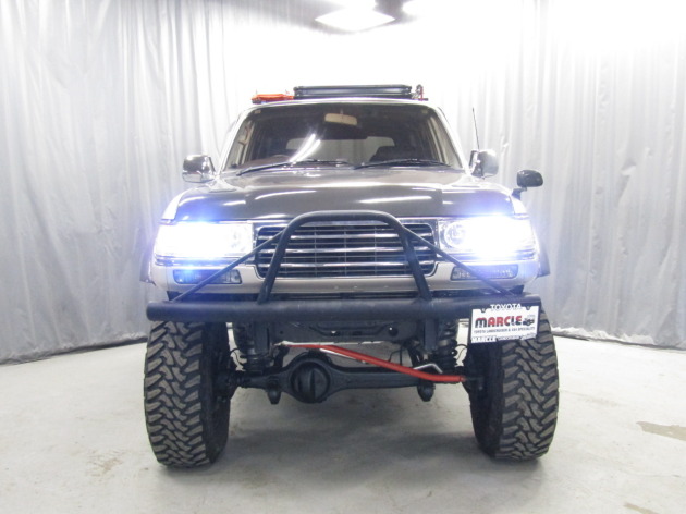 ランクル80中期ディーゼルターボオートマ！純正ゴールドハイリフト改造