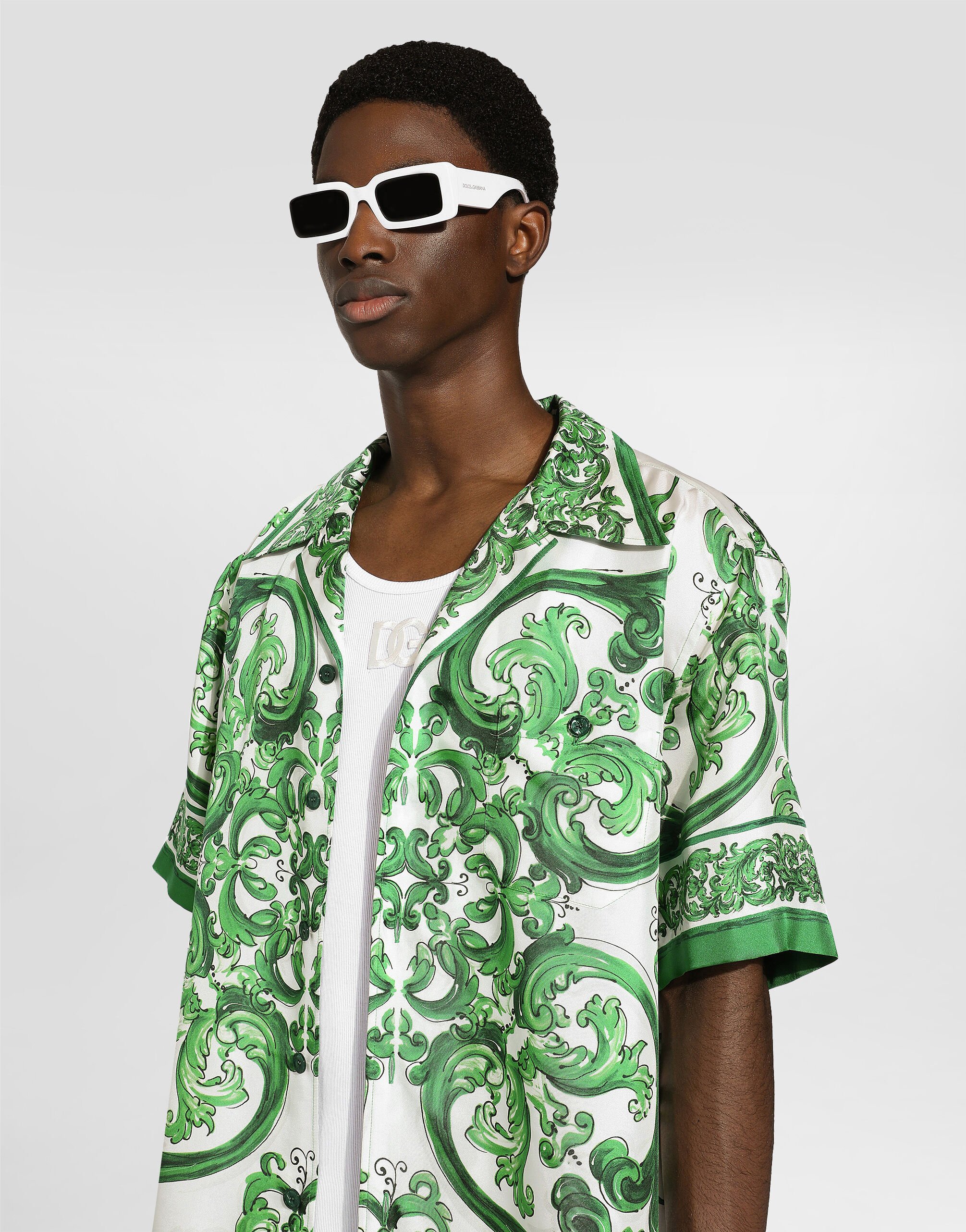 Silk twill Hawaiian shirt with majolica print in Print for Men