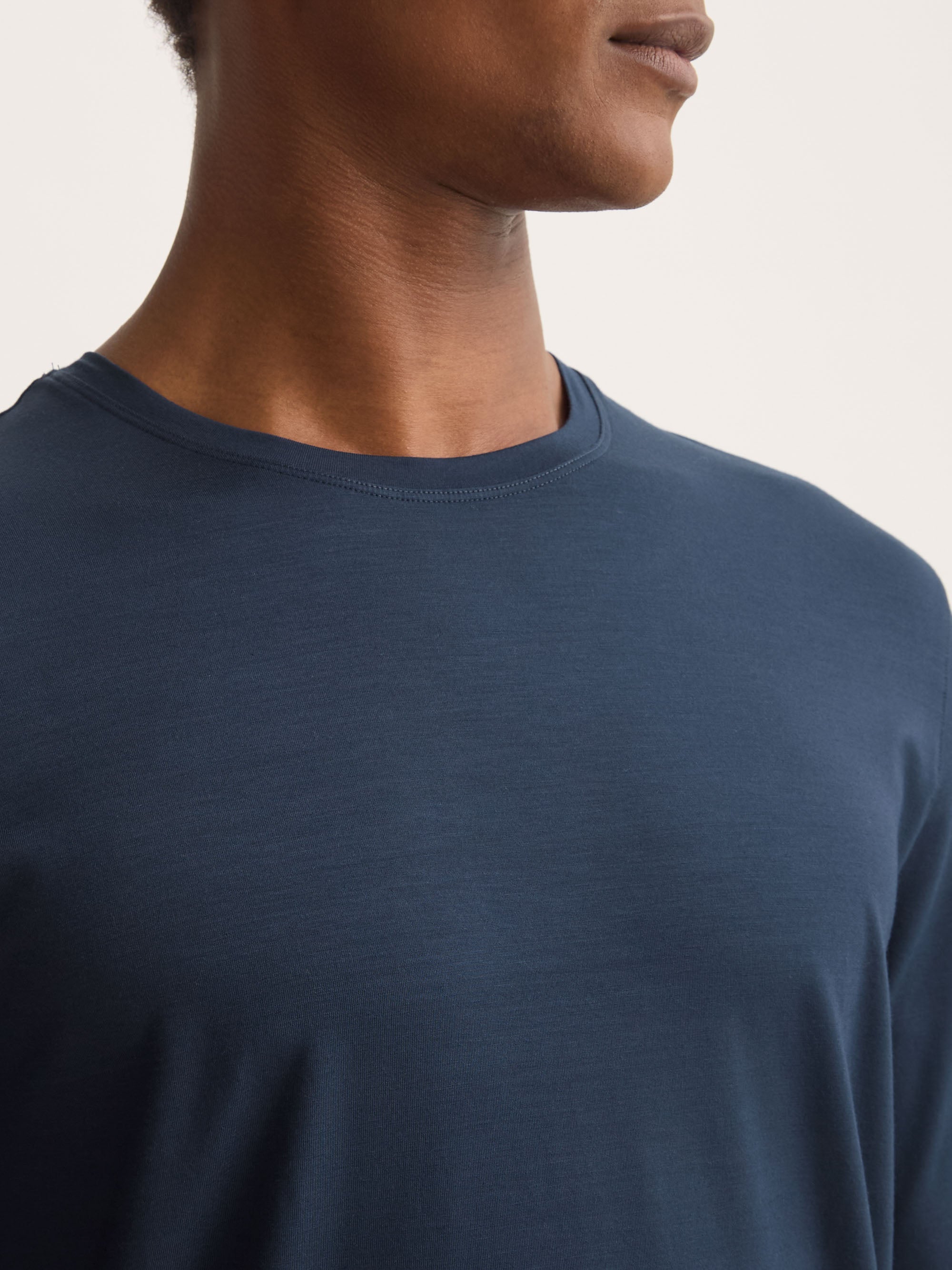 Mens Long T-Shirt Basel Micro Modal Navy | Derek Rose