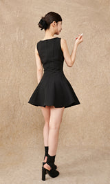 シルエットフレアミニワンピース – Darich (ダーリッチ)