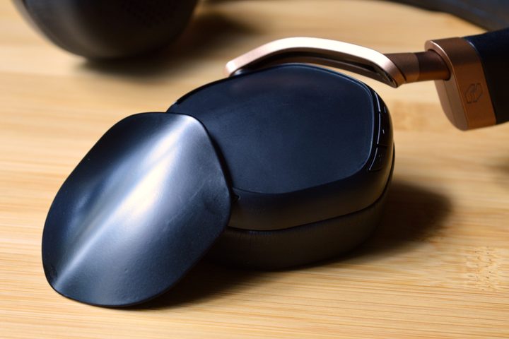 V-Moda S-80 on-ear headphones review: a heavy, expensive gimmick