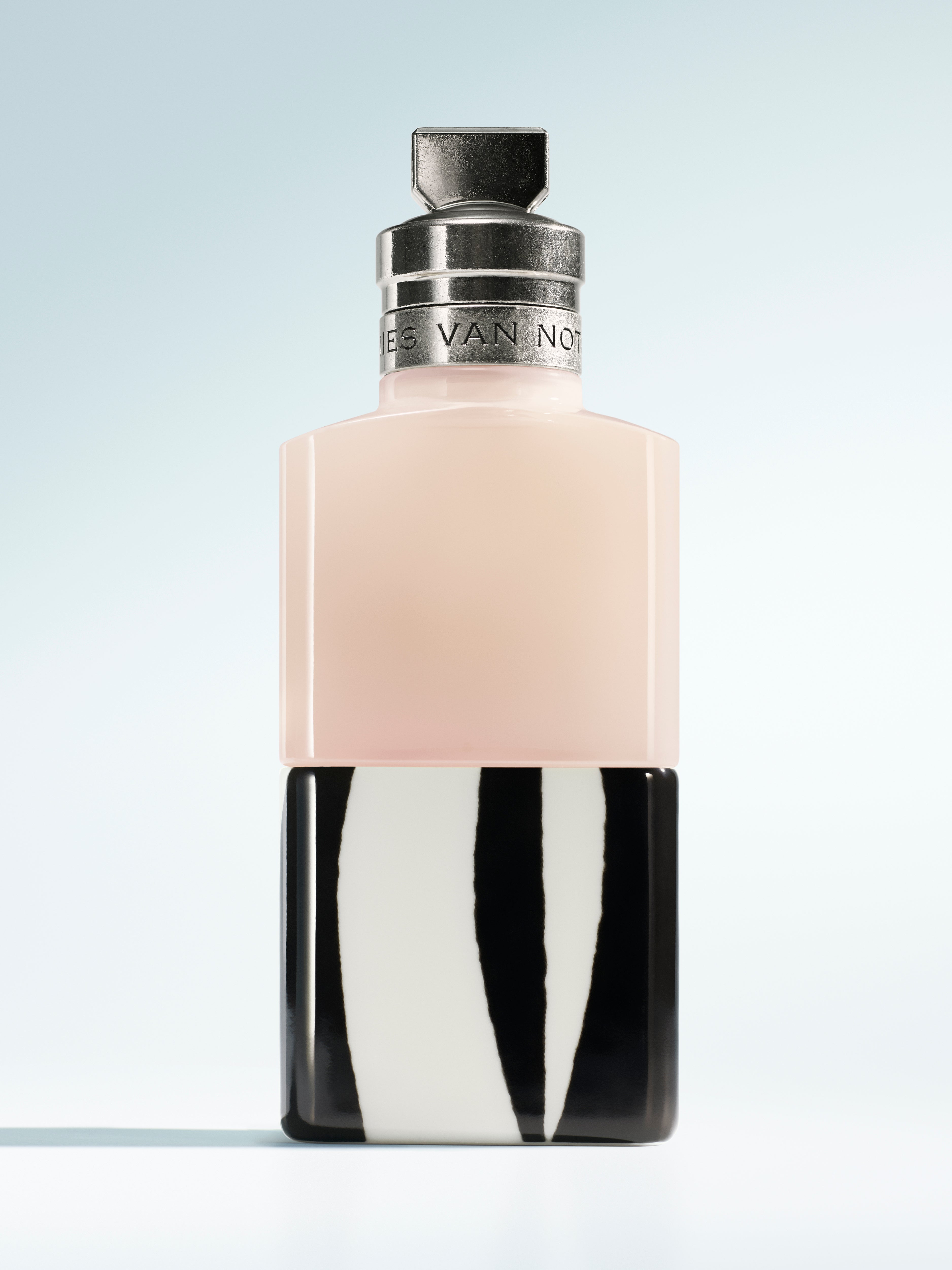 Eau de Parfum Rosa Carnivora | Dries Van Noten