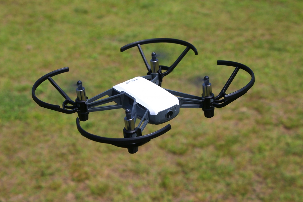 手軽に楽しめるFPV体験！「Tello FPVフルセット」がおもしろい