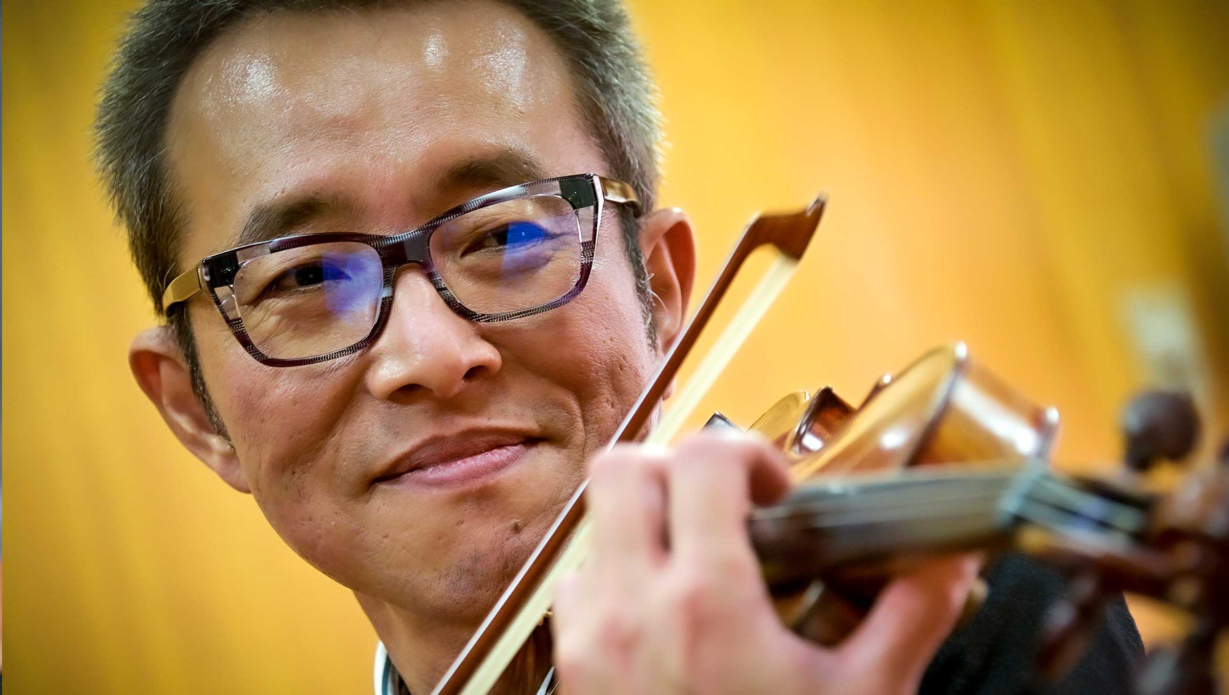 山本 裕樹 教授 | 音楽学科 | dwcla TALK ようこそ新しい知の世界へ