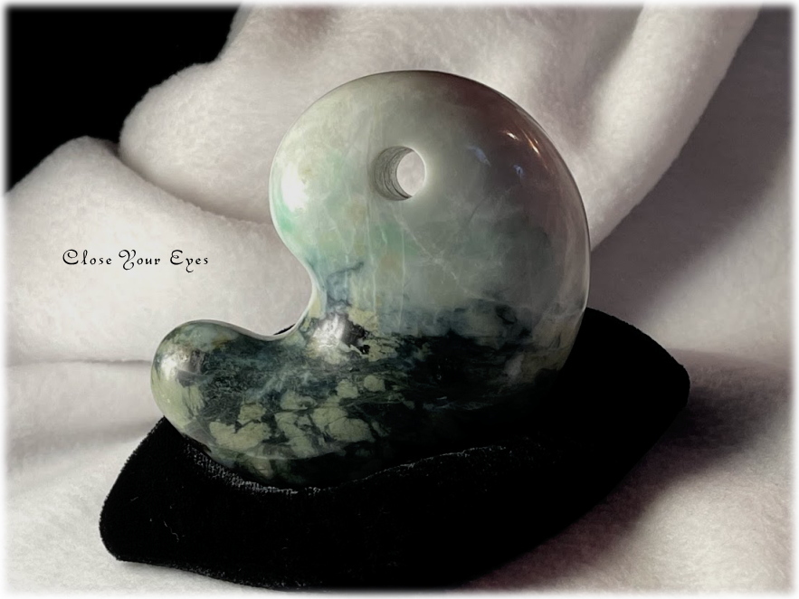 天然石パワーストーン レアな石達 家宝 純日本糸魚川産 本翡翠 特大