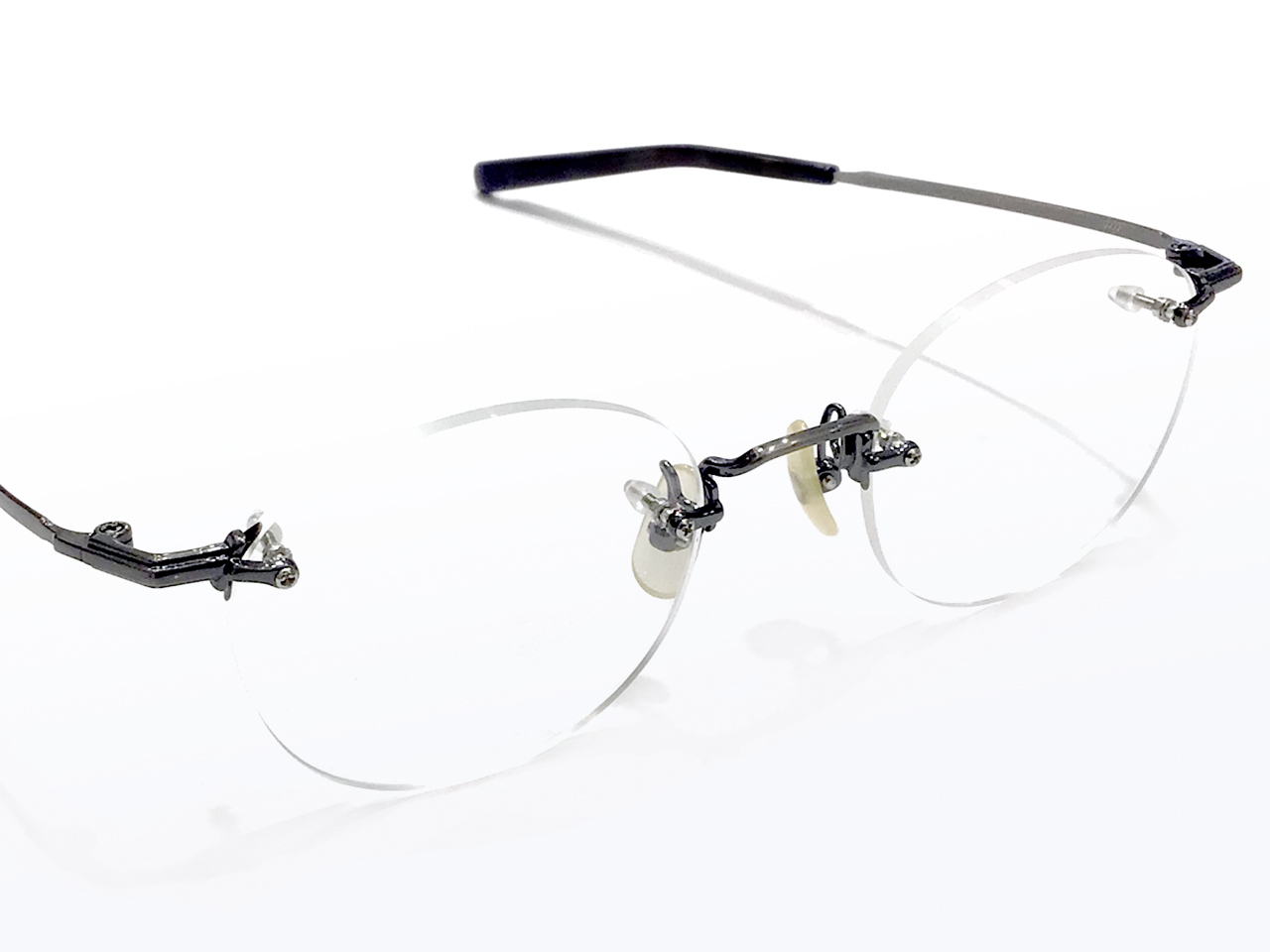 小ぶりボストンスタイルのリムレスフレーム 999.9 「TW-11T」全カラー