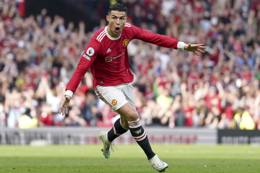 マンUロナウドが16年連続20ゴール以上 騒動払拭のハットトリック達成で