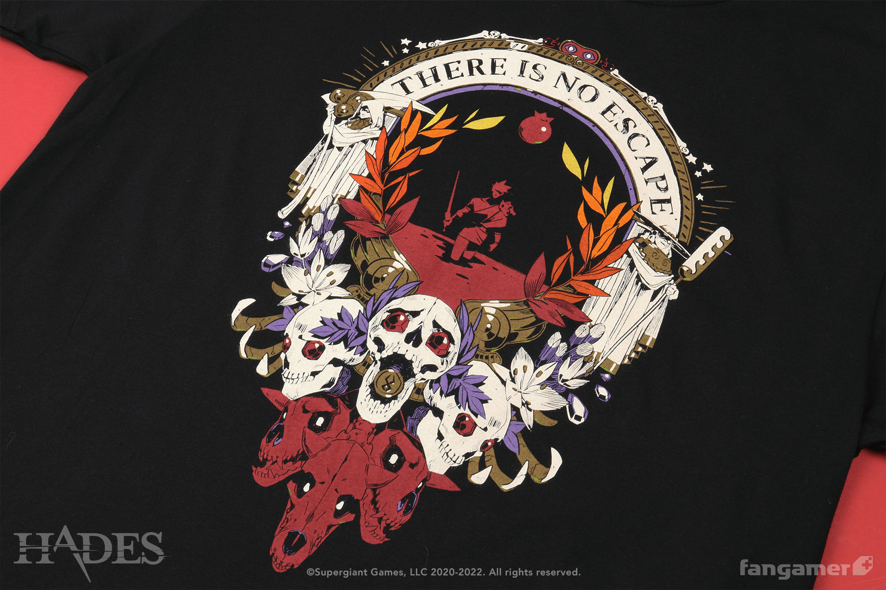 HADES」－ なんぴとも逃れられぬ Tシャツ - Fangamer Japan