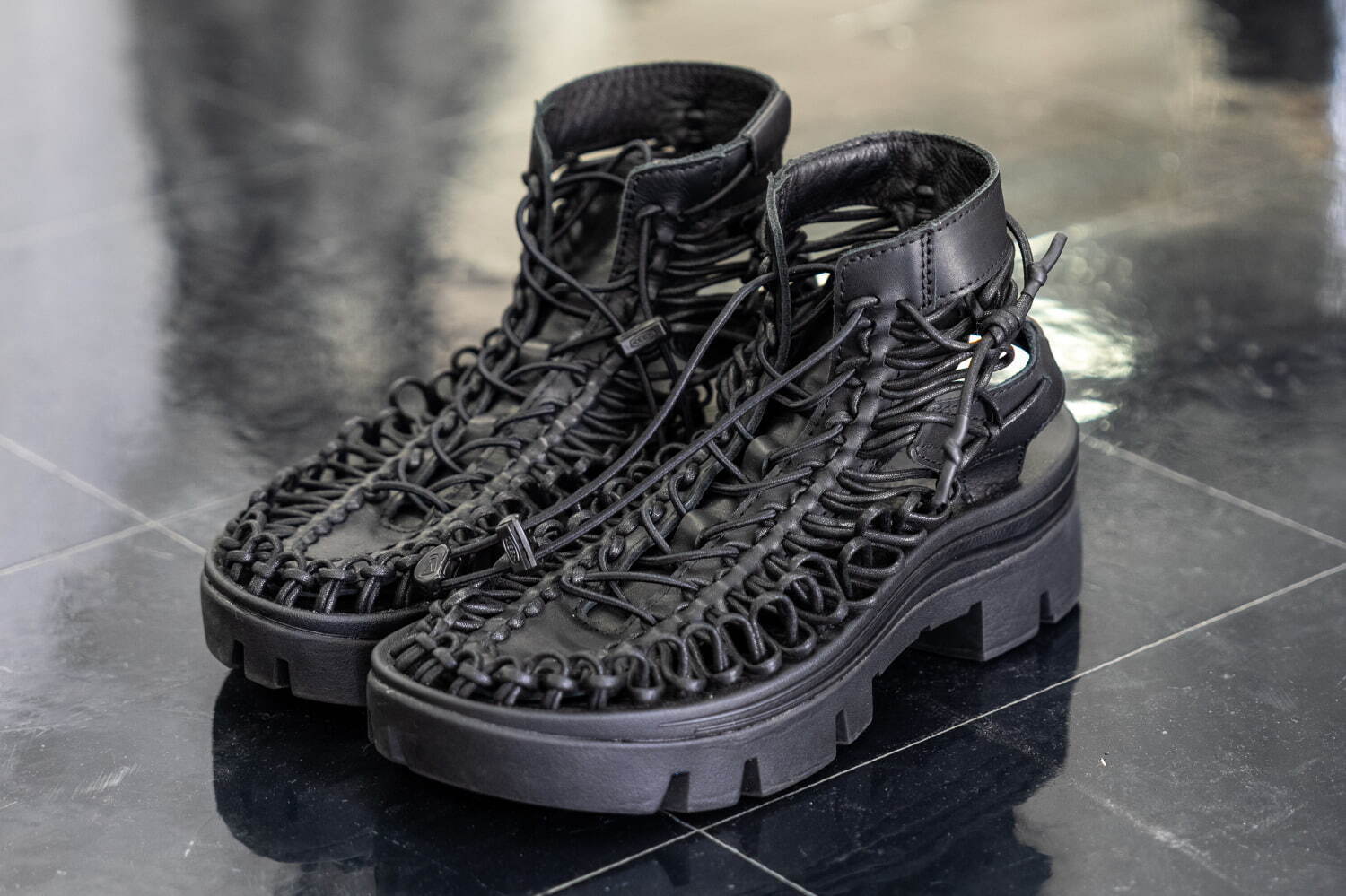 ノワール ケイ ニノミヤ×キーン「ユニーク」をアレンジしたコラボ