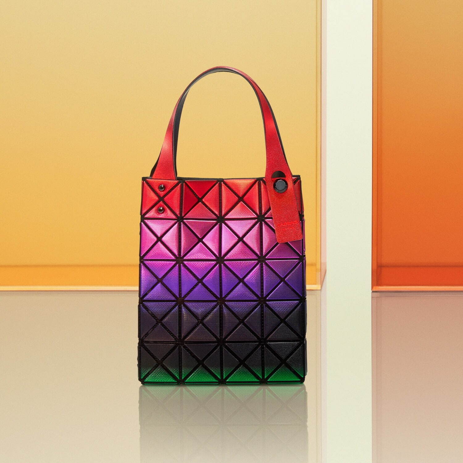 バオ バオ イッセイ ミヤケのショルダーバッグ＆ミニトート、“日没の空