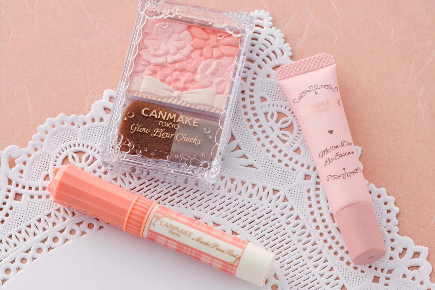 キャンメイク25年春コスメ、“赤ちゃんリップ”に導く美容液＆もも