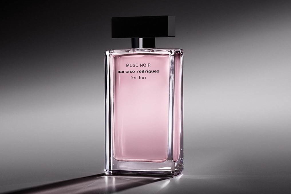 ナルシソ ロドリゲス「フォーハー」新作オードパルファム、ダークで