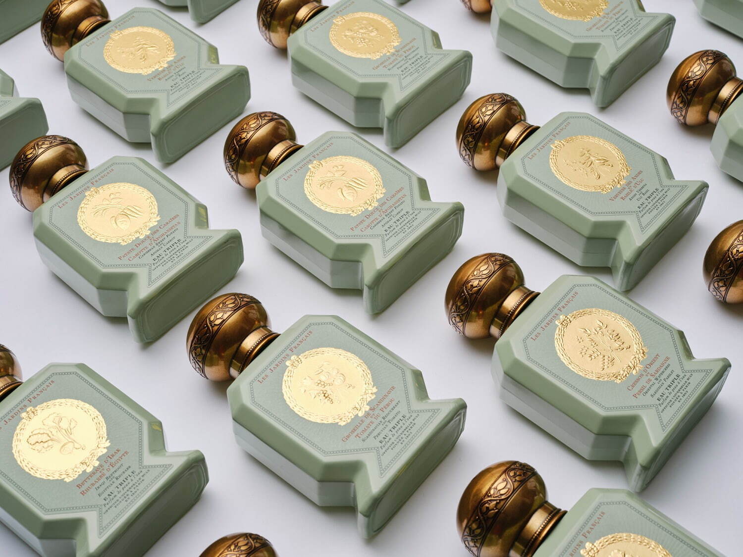 オフィシーヌ・ユニヴェルセル・ビュリー“菜園の香り”の新作香水、野菜