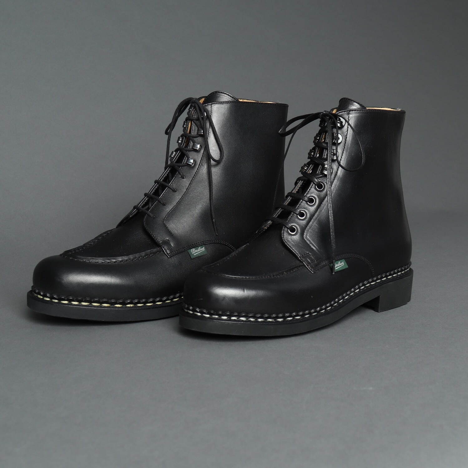 パラブーツ、Uチップのワークブーツ「ボーリュー」 - 仏老舗「ル サン